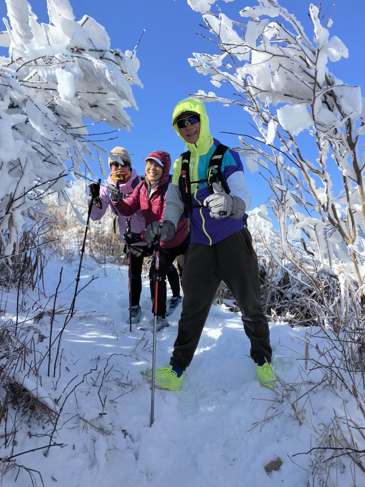 冬日生活打卡季爬雪山🏔️最美的风景在这里