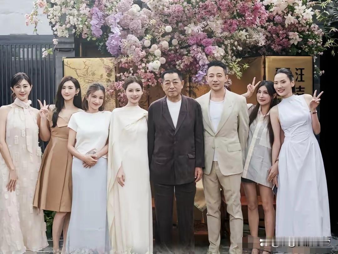 6月6日汪小菲和马筱梅为儿子汪吉辰办了百日宴，现场热闹温馨。汪宝儿乖巧可爱，亲友