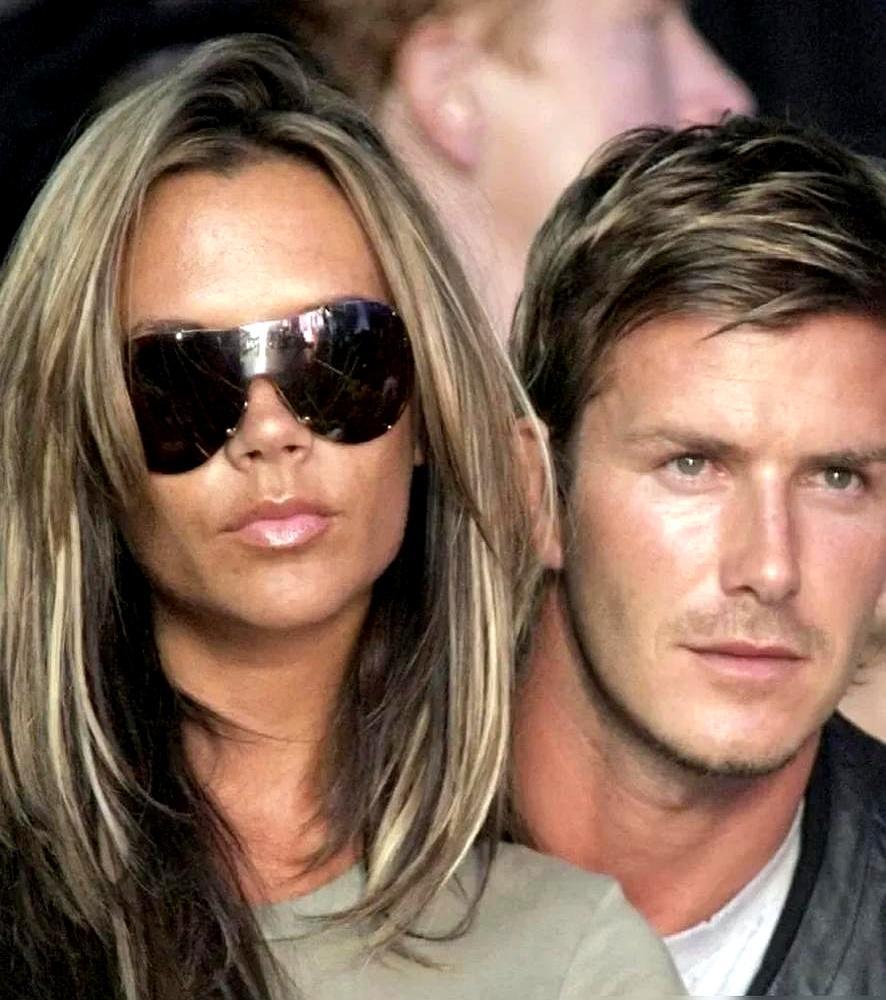 2022年4月，布鲁克林把婚礼办成了岳父的炫富现场。佩尔茨庄园值一个亿美金