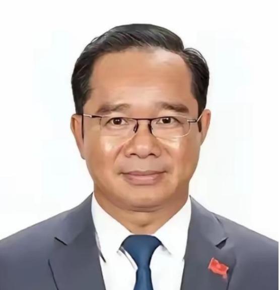 越南国立大学的阮文泰教授：“虽然我个人对中国有意见，但不得不承认，在黄种人当中，