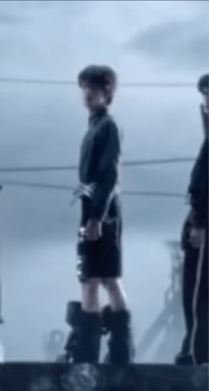 妹子严肃中