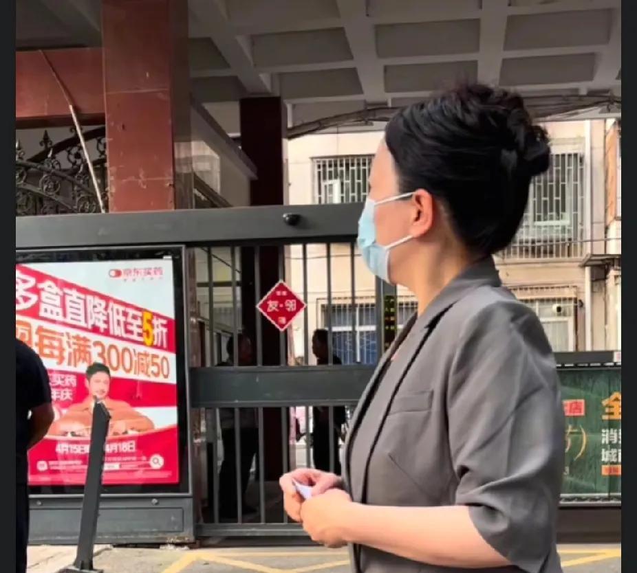 柴桑大姐郑重声明：关于对许妈带节奏！鼓动煽动退货的，现在已经固定证据。还有之前