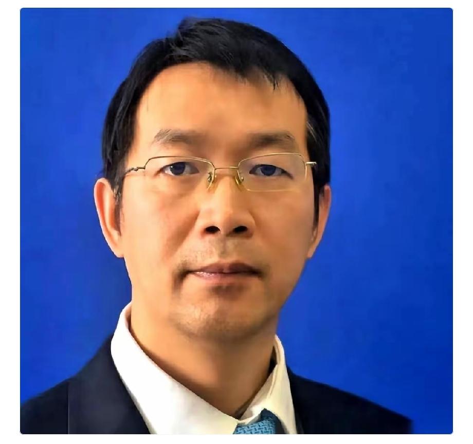 这招是谁想出来的？够狠！大厂的员工被裁后，选择将考勤表和录音递交给欧盟负责E