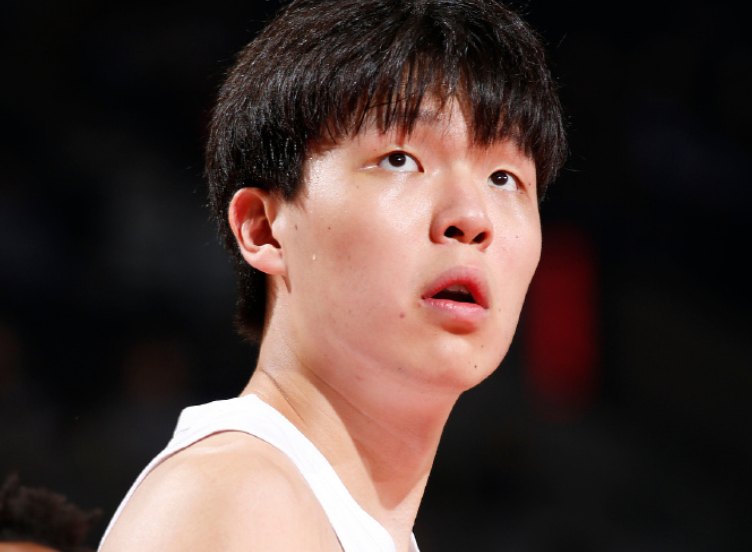 开拓者神操作！杨瀚森24小时'下放-召回'循环，队记揭秘：这是NBA最精细的中国球员培养方案