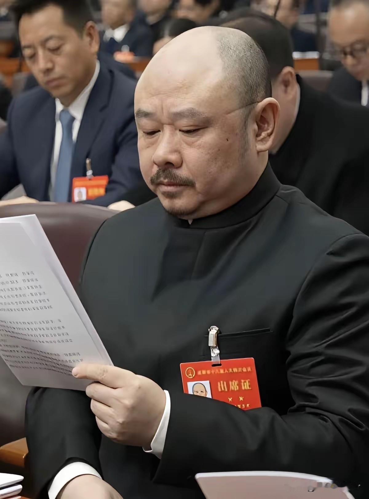 刀郎先生应该暂时不会再开巡演了。因为他已经开了整整一年了，他的身体也需要休息