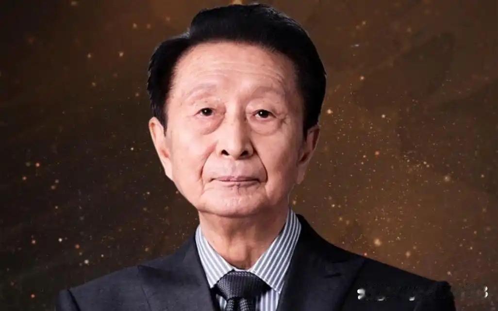 把孩子养得太优秀，是福还是祸？宋世雄老爷子住进养老院的照片，看得人心里发堵。