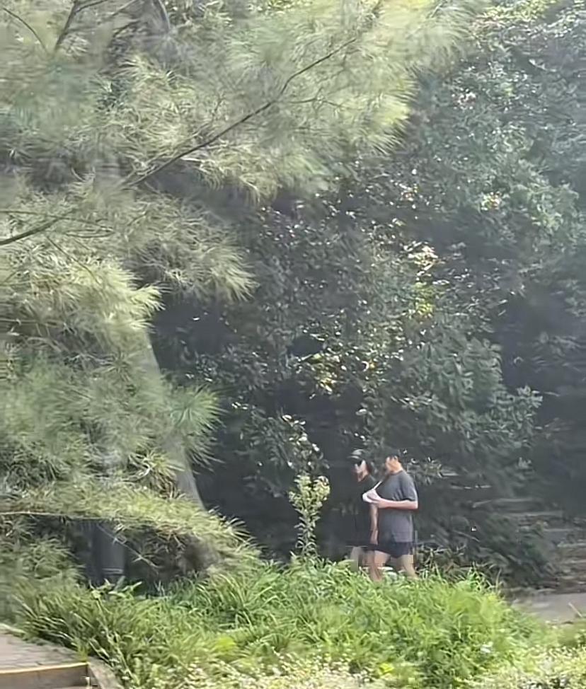 这才是正常夫妻该有的样子。