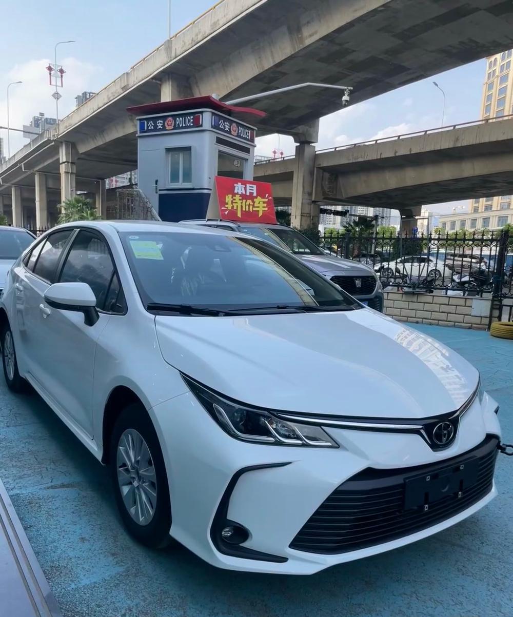 真没想到，丰田卡罗拉1.2T居然成了网约车和家用的双向选择！它的1.2T发动机油