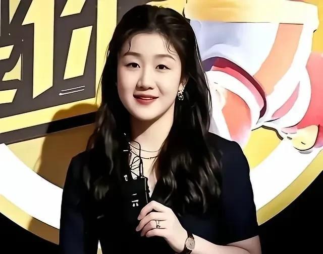 发现了一个关于国乒的重大疑点，陈梦作为两届奥运会女单冠军，为什么代言少的可怜