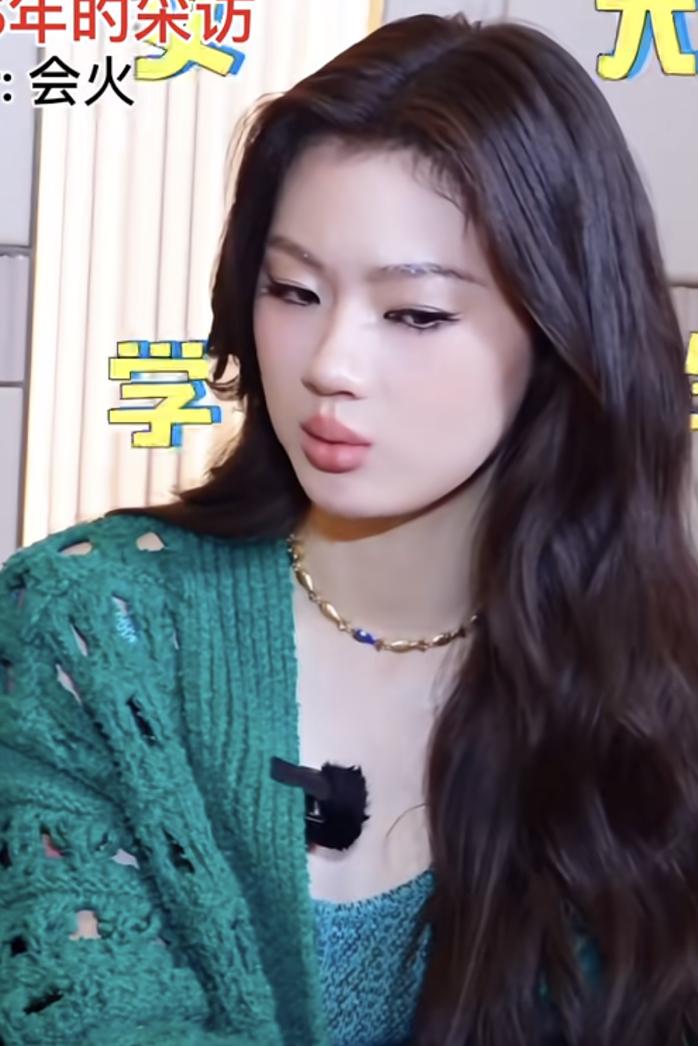 有没有人发现？李荣浩的声明已经把单依纯的所有公关路子预测了，割席＋打感情牌，把