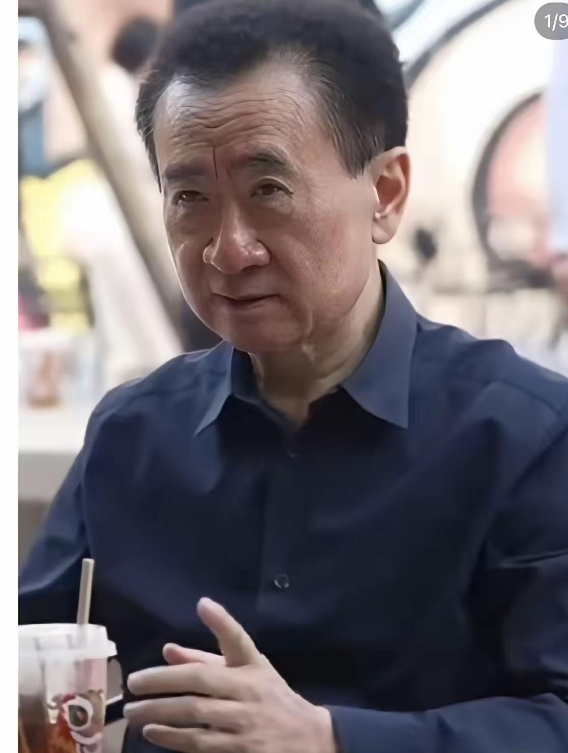 做供应商的朋友一番话，直接刷新了我看待企业家危机的看法，就算王健林手里仅剩一座万