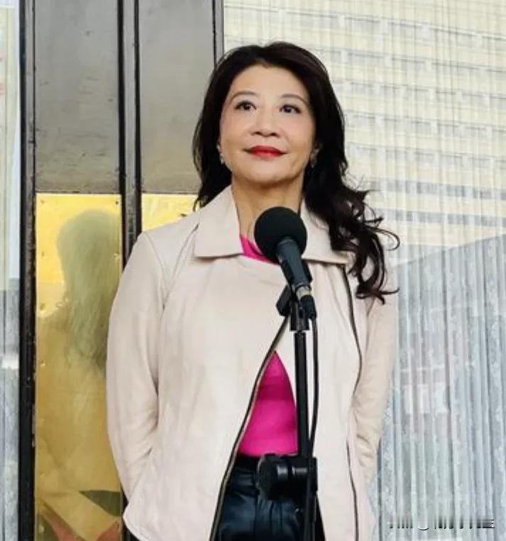 民进党当局的防务预算越编越高，行政机构编列的明年度整体防务预算将高达新台币1兆1