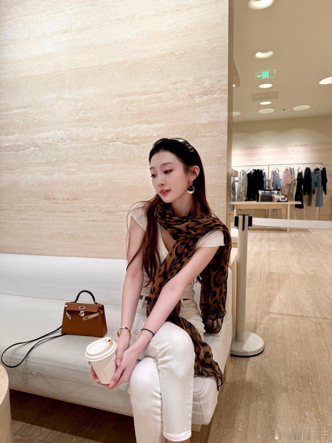 ☕️杭州一秒入夏​​​