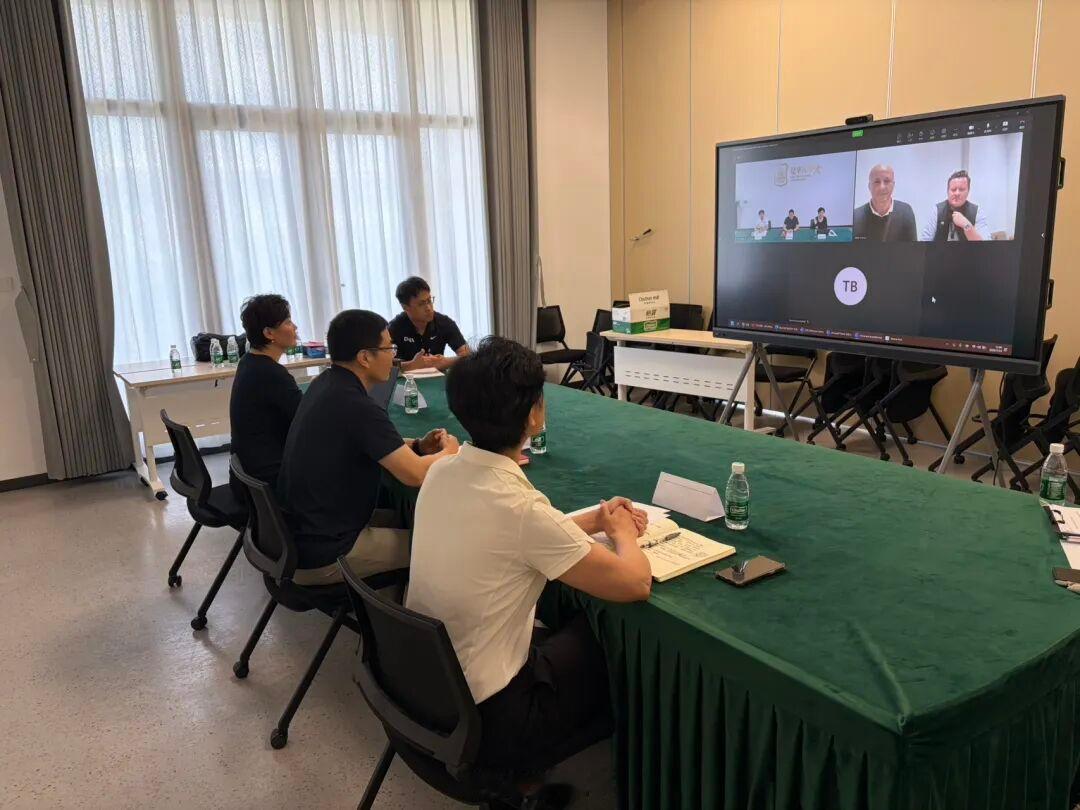 据中国篮协透露，昨天中午，中国篮球协会主席郭振明、秘书长徐岚、深篮体育总经理宋丹