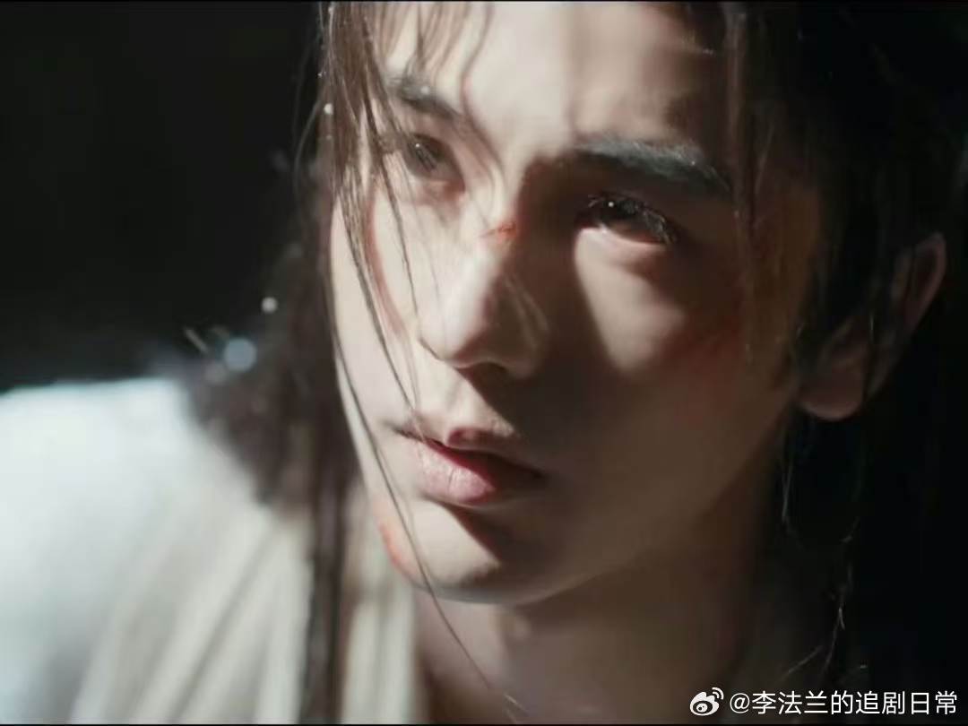 为啥没人夸张凌赫的演技？看《逐玉》看到的最多的评论就是夸张凌赫颜值，但他演技没