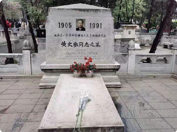 越南副主席借治病出走中国，到北京一查：肺癌，有人不想让他活1979年夏季
