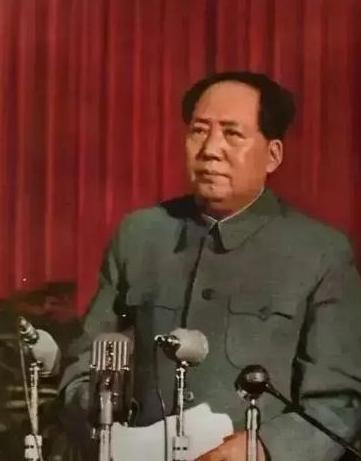 不敢打，有一万个借口！敢打，只需要一个理由！毛主席时代让我们悟出一个真理：乞求换