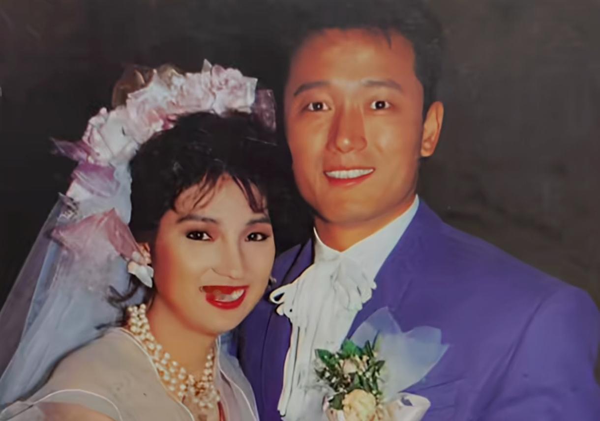 67岁“三哥”苗侨伟与64岁戚美珍：这才是爱情最好的模样！走过36年风雨，依然