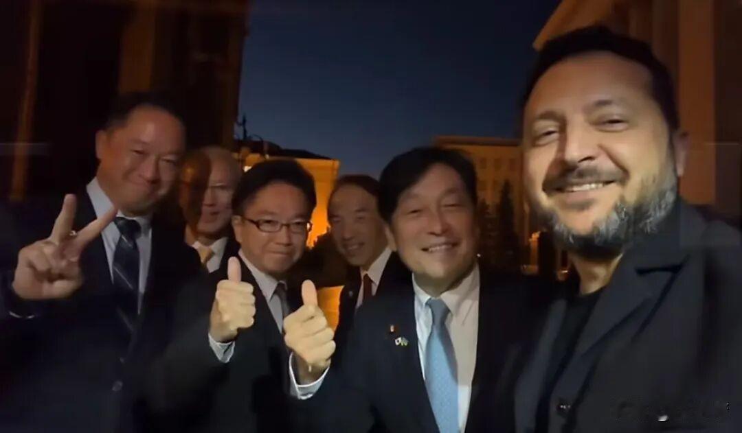 日本政客密集访乌，日本打的什么算盘？​专家点破日本访乌目的。日本政客扎堆