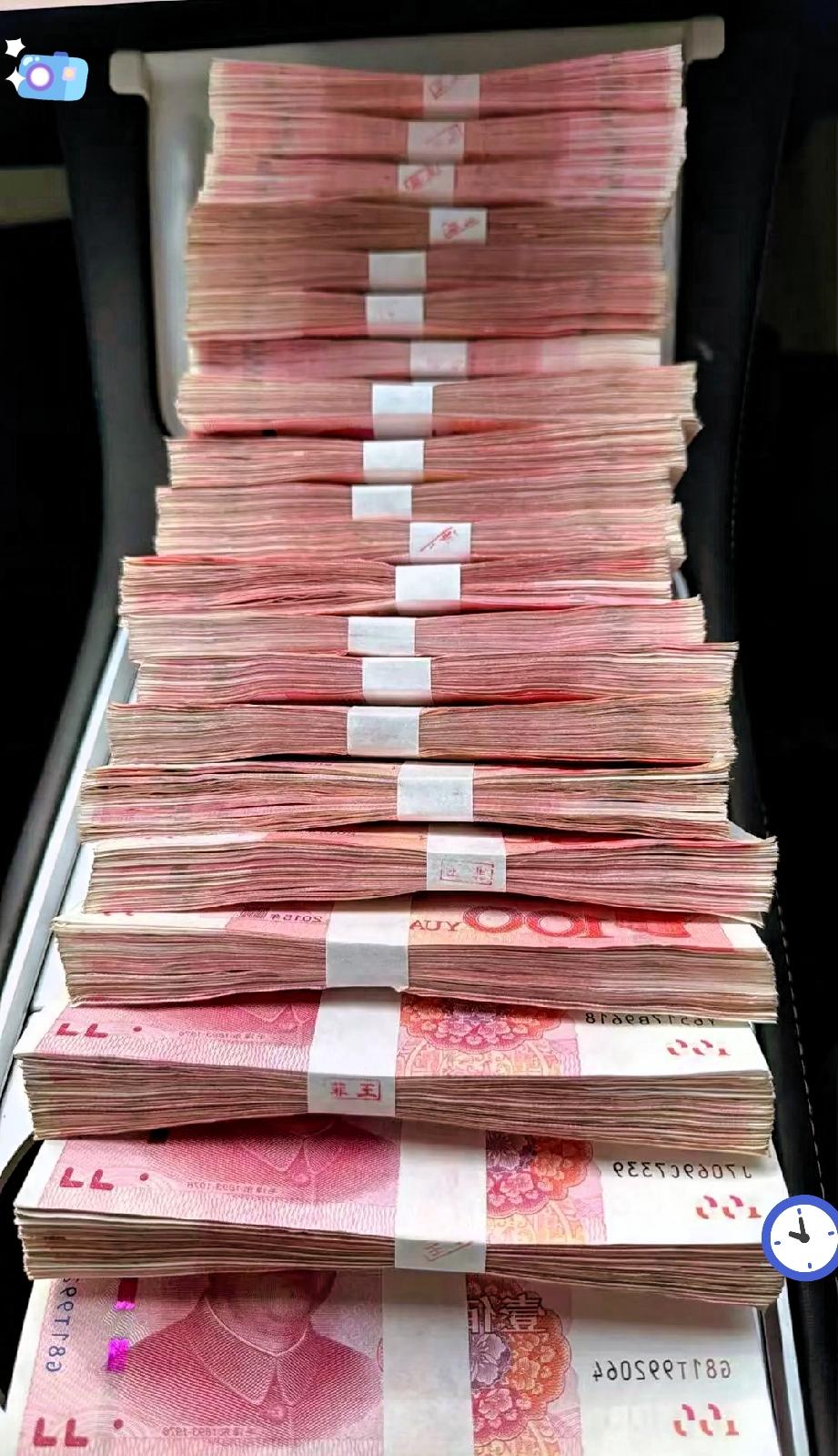 江西上饶这名男子，把亡妻八十二万赔偿款一分不留全交给了岳父母，一年后那笔钱成了别