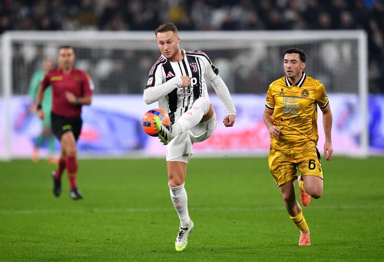 尤文图斯意大利2-0战胜乌迪内斯，库普迈纳斯赛后采访：“我想带球向前推进，但