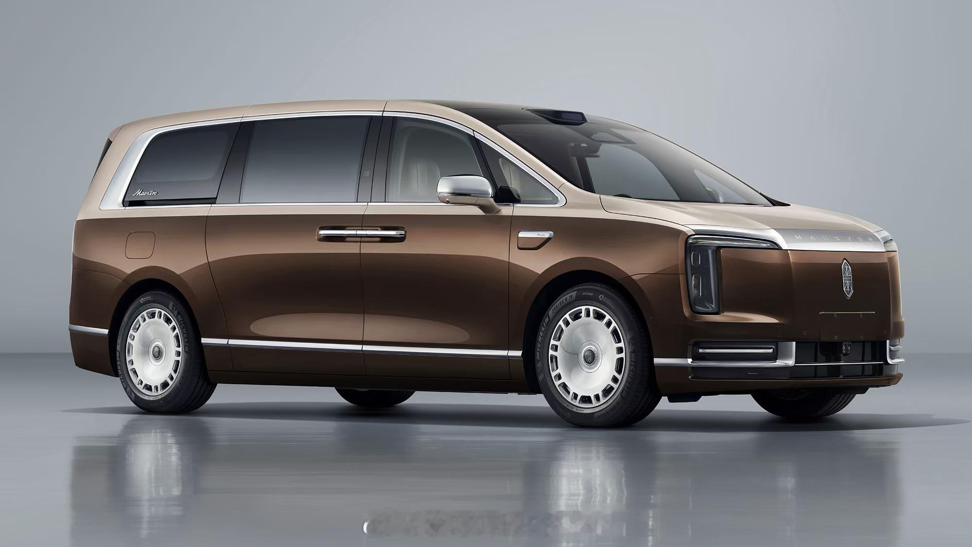 尊界V800，国产超豪华MPV。外观觉得怎么样，尾灯很有意思。