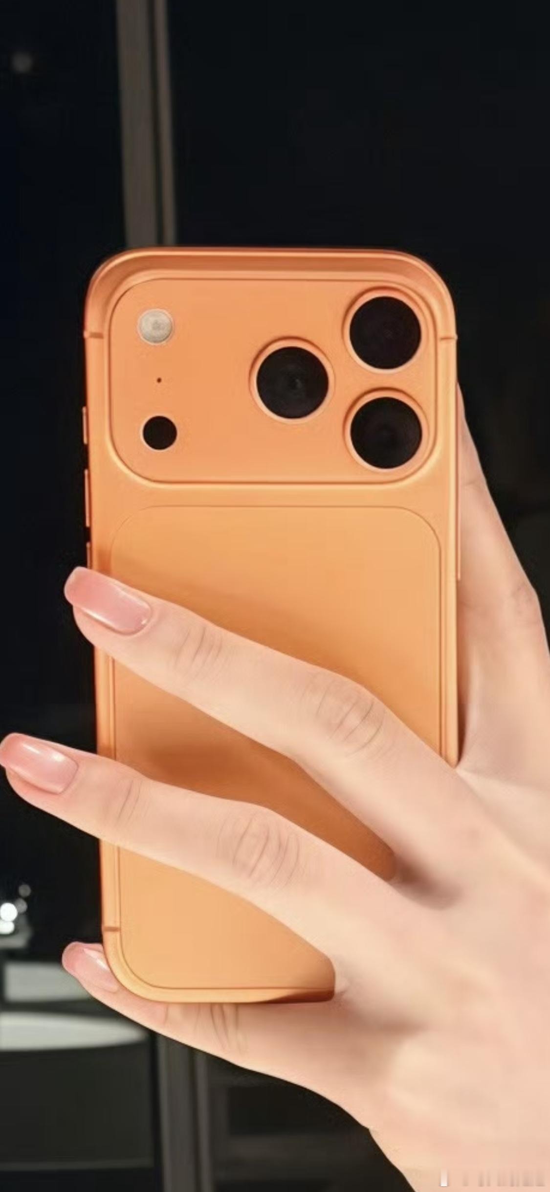 马上要出iPhone18Pro了，手上的iPhone17Pro突然就不香