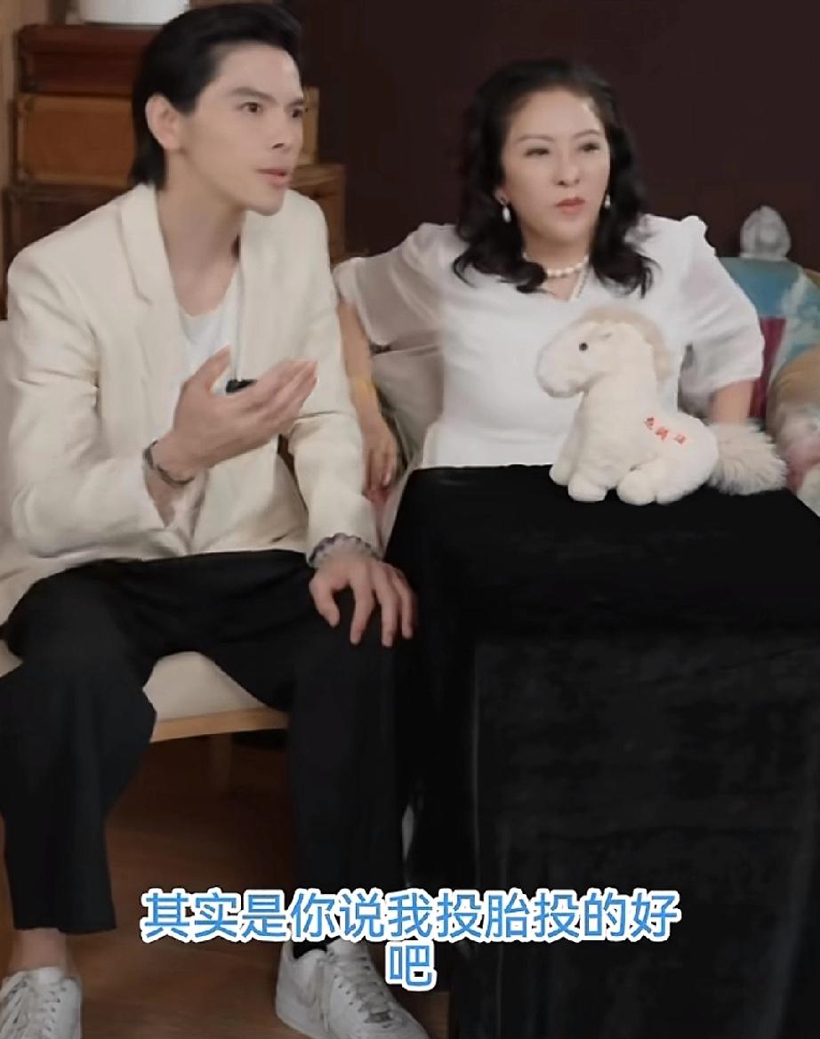 真的努力了向佐表示:“你说我投胎投的好吧，是我投胎投的好，但我也是一脚一脚从1