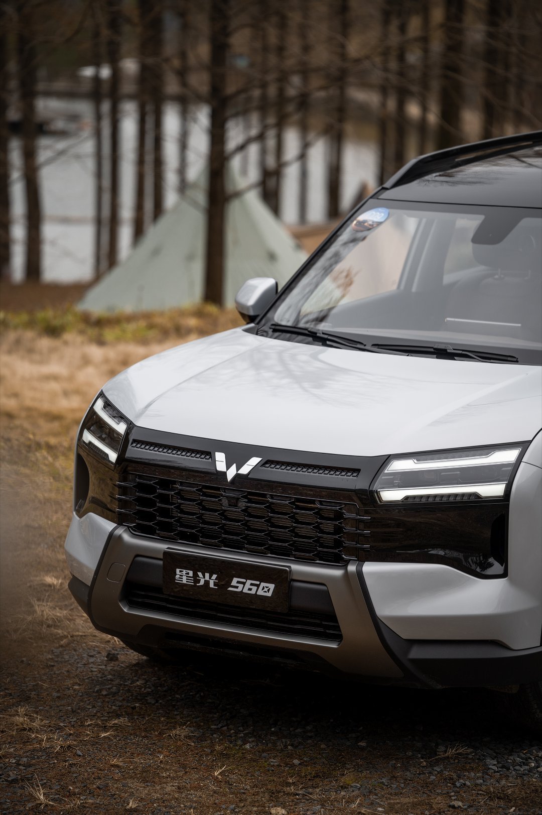 新车实拍星光560今年五菱又一款重磅产品特点也很鲜明造型硬、空间大、价格便宜动