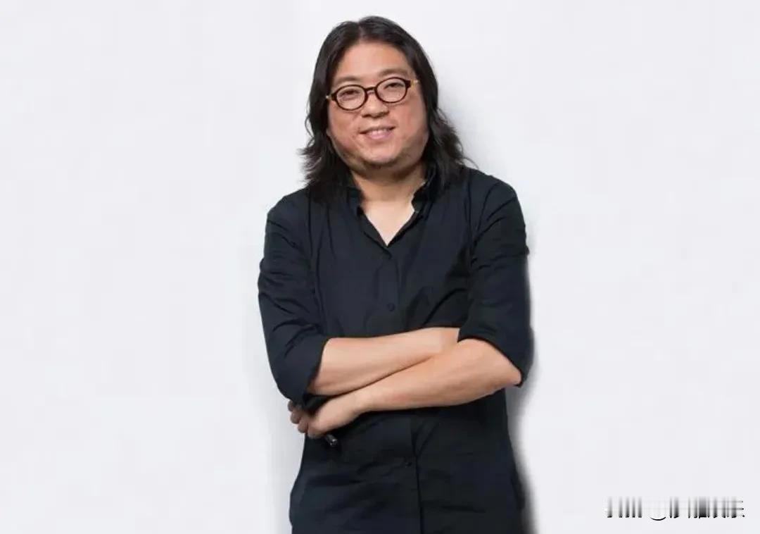 56岁高晓松，悲痛发长文！9月26日，高晓松写下长文悼念，标题只有四个字——