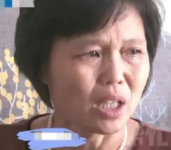 7月16日，河南郑州一女子在接受采访中哭着说:“坐月子的时候，婆婆对我特别好，当