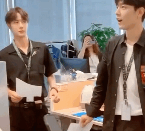 一博战战这俩白眼是不是一模一样？