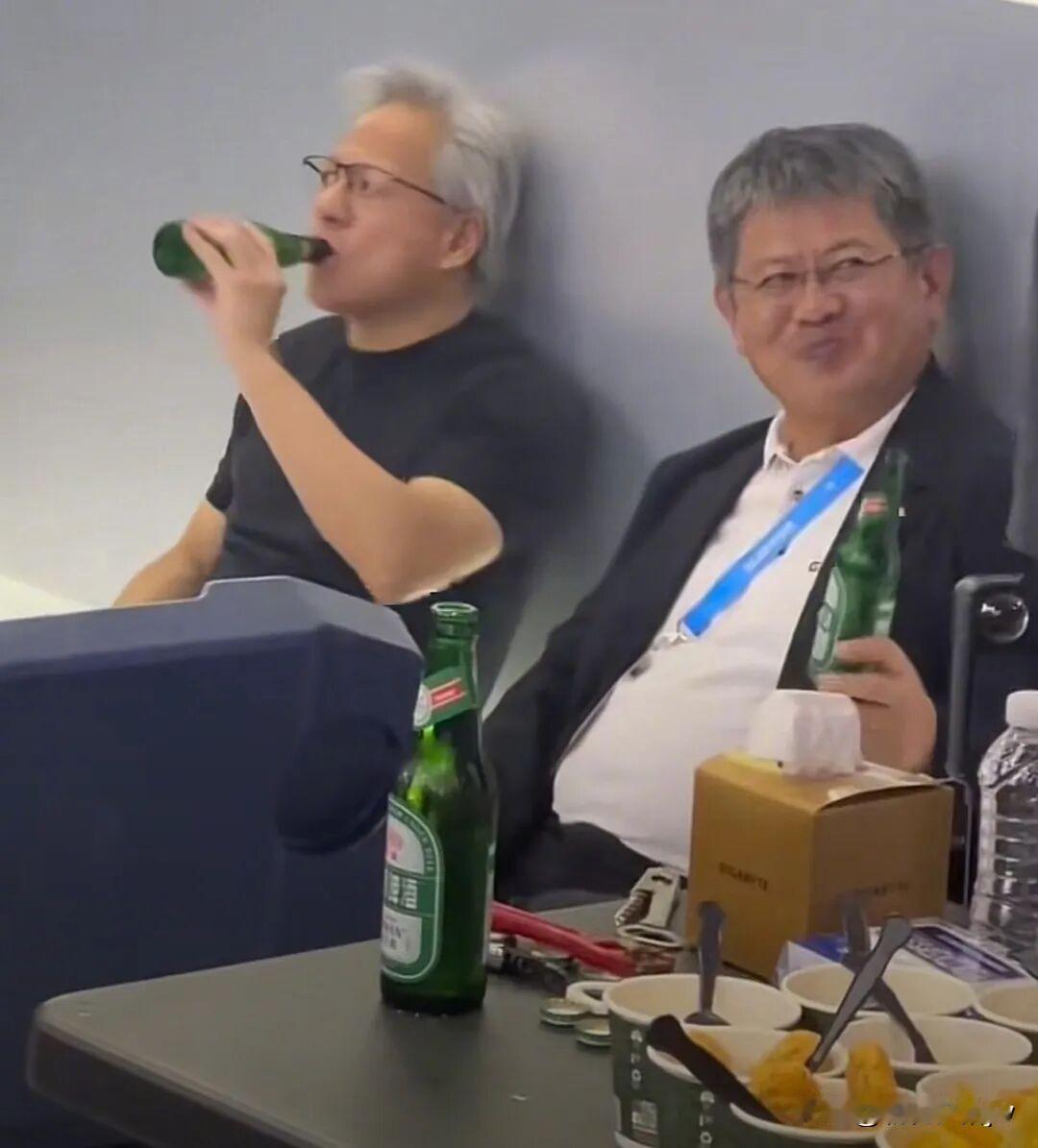 “我早就说过，这是泡沫！”老黄灌了一口啤酒意味深长。一觉醒来，果然一语成