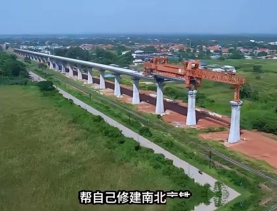 越南不再让中国转让高铁技术，起初越南觉得各国都会抢着来修他们的高铁，所以想来一个