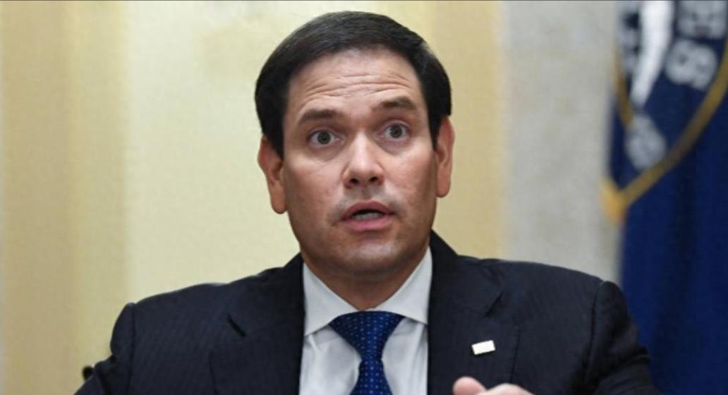 “必须让中国明白赢不了！”美国国务卿接受采访时被问，如果美国跟中国开战能打赢吗