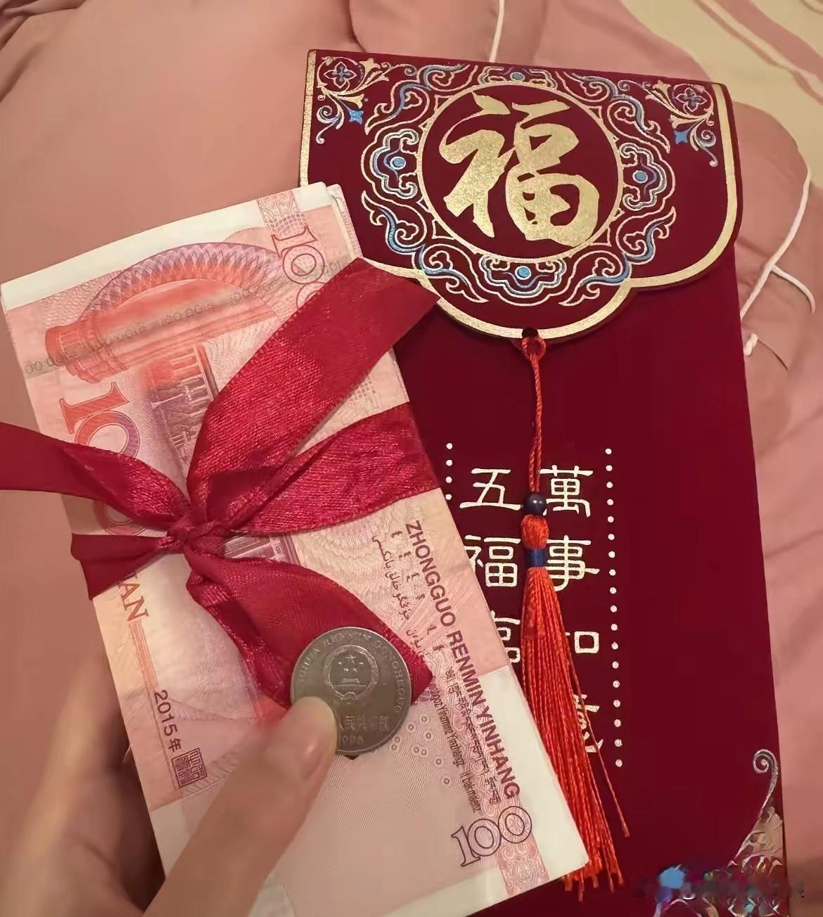 我有个邻居，经济条件不错，儿子性格长相却挺一般，找对象比较困难，肯和他相处的女朋