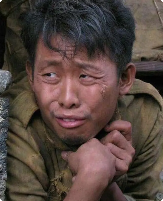 张译暂时息影这一招实在是高。他不息影估计也没戏拍了。因为他有一个问题改不