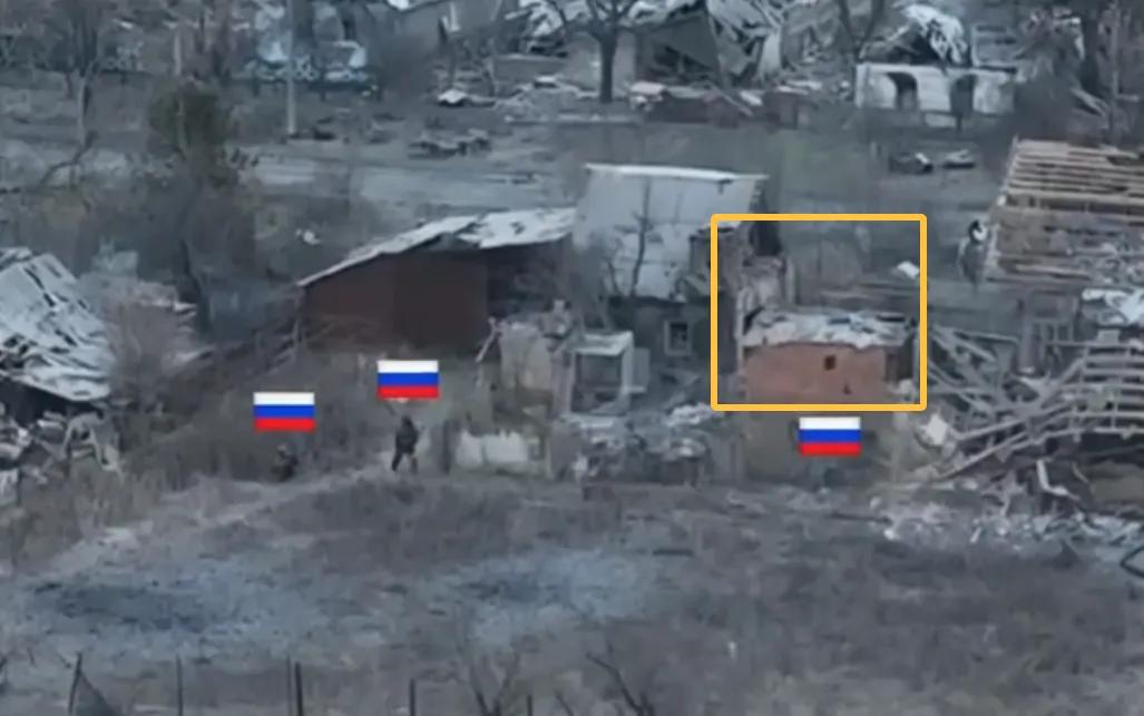 俄军东部集群第5集团军第57摩步旅的3人战斗小组在古利艾波列围剿一个渗透过来的乌