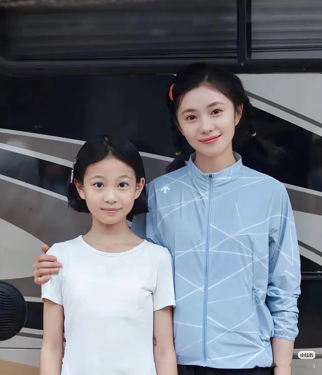 《主角》饰演易来弟的小姑娘叫王少熙，张艺谋导演找到她的时候，她并不想来演，理由也