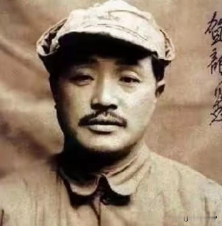 长征最绝一计！敌机精准轰炸红军，贺龙略施小计，让国军飞机疯狂炸自己人长征路