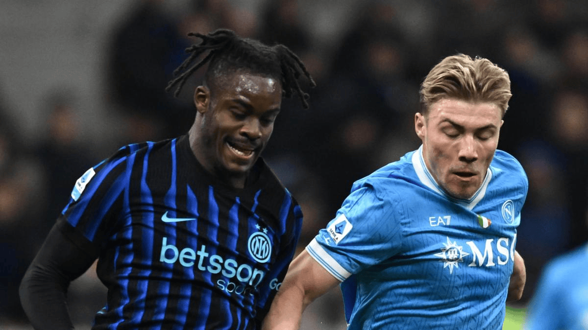 霍伊伦: 加斯佩里尼和孔蒂有相似之处, 相比那时我进步很多