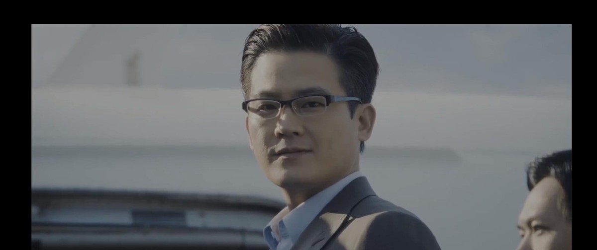 《交锋》大结局，林看山到底有没有被策反，网上吵翻了。能确定的是，他是潜伏的间谍，朱应甲、金丽娜这些角