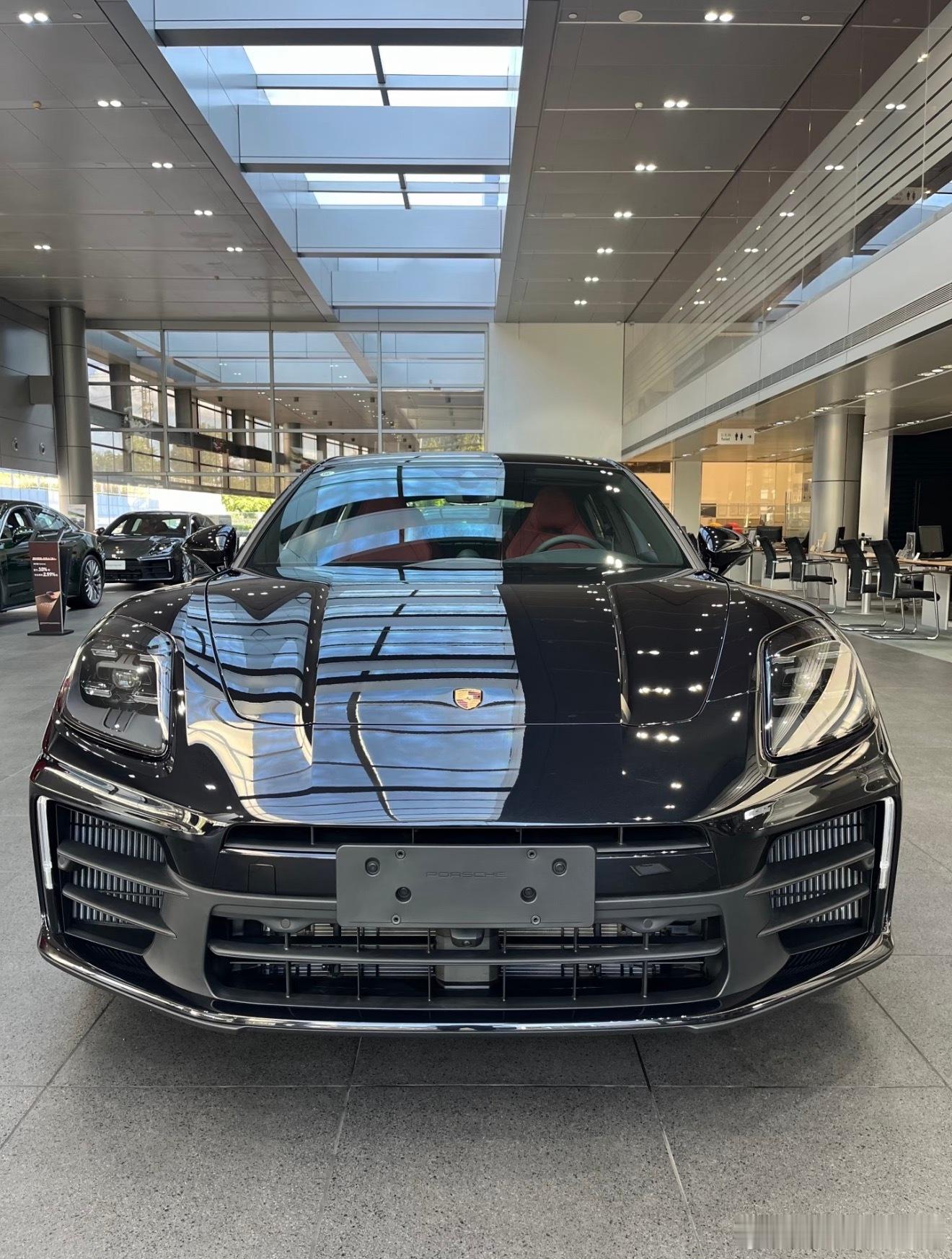 保时捷帕纳梅拉行政加长尽享版26款指导价1069800元全款裸车98