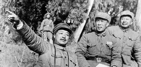 独特的贺龙十大元帅谁最特殊？应该是贺龙。为什么呢？因为在十大元帅都没有露头，都没