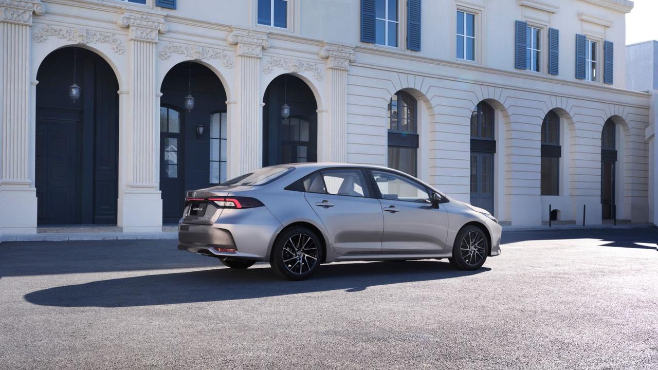 第一，省心才是硬道理。咱普通老百姓买车图什么？不是零百加速，不是花哨大屏，是它十