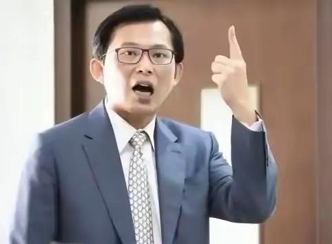 台“民众党”发布严正声明。赖清德当局偷偷签了台美贸易协议，全程瞒着民众，太过