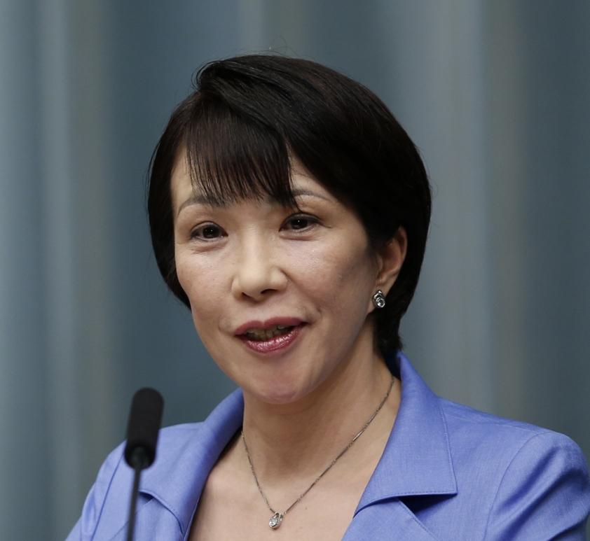 高市早苗，日本第一位女首相，2025年10月21日上任，在任已2天。金·坎贝