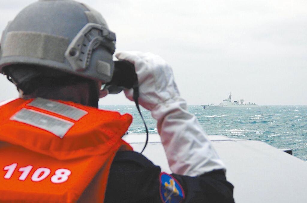 什么？台舰用火控雷达锁定解放军舰艇？解放军“正义使命-2025”围岛演习，今