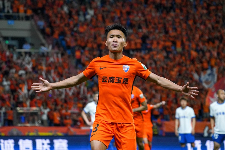 津媒: 玉昆和英博在转会市场格外积极, 浙江队也将“大干一场”