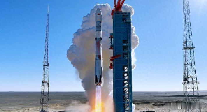 从被封锁到破纪录：中国750牛发动机烧14小时，剑指太空话语权巴掌大的发动机，